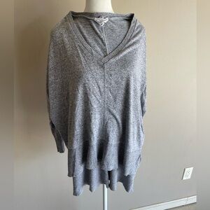 Women's Korye V Neck Sweater - Sz. L